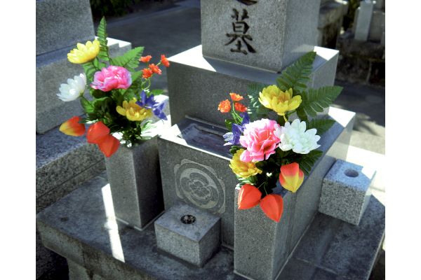 お墓でも使えるほおずき付仏花