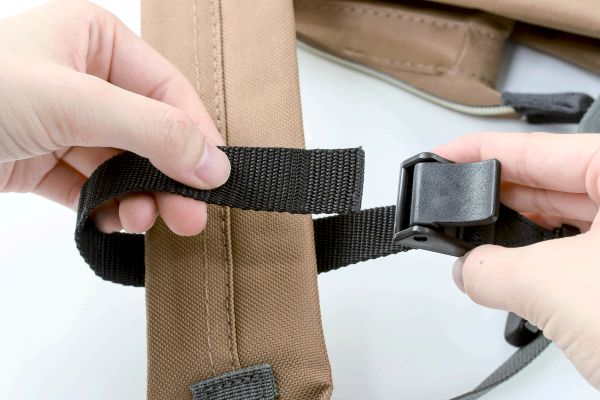 【ネット限定】リュックのズレ防止ストッパー　　ブラック