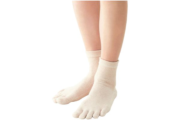 内側シルク　ゴムなしゆったり5本指ソックス
