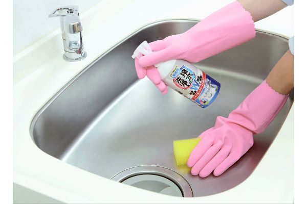 洗浄と撥水コートスプレー