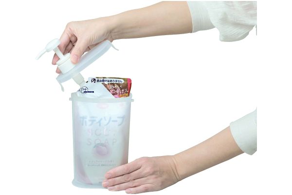 詰替えパックがそのままポンプ