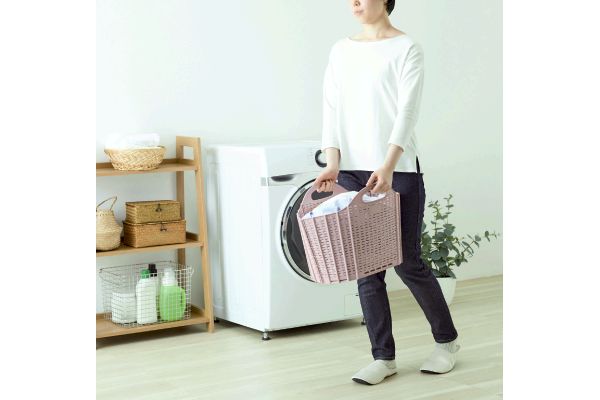折りたためるランドリーバスケット
