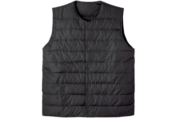 ふわっと軽いメンズダウンベスト