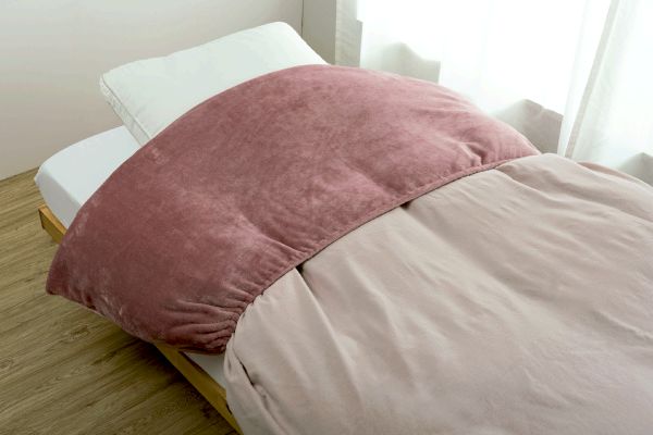 しっとりなめらか衿カバー １５０×６０ｃｍピンク