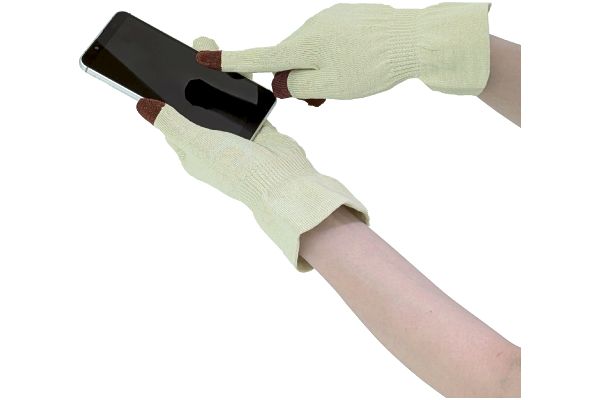 やさしいシルクのおやすみ手袋