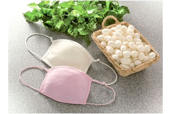 シルクおやすみマスク