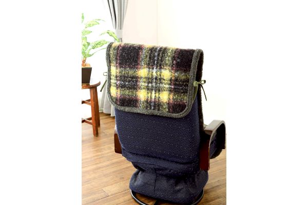 ウール調素材の暖か座椅子カバー