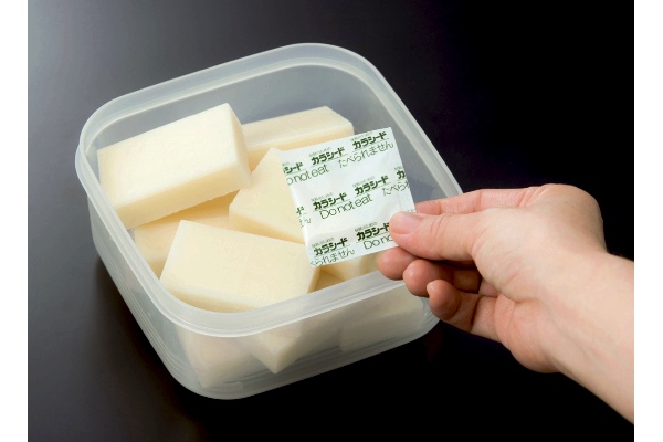 お餅のカビを防ぐ　カラシード