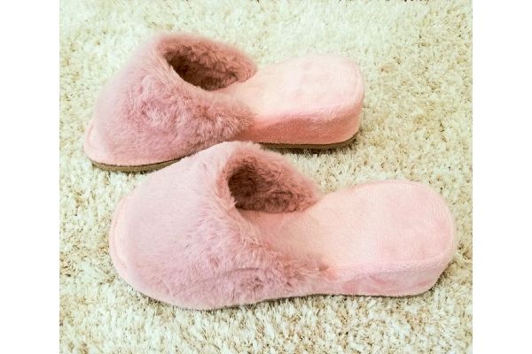ヒールスリッパふわふわファー ピンク
