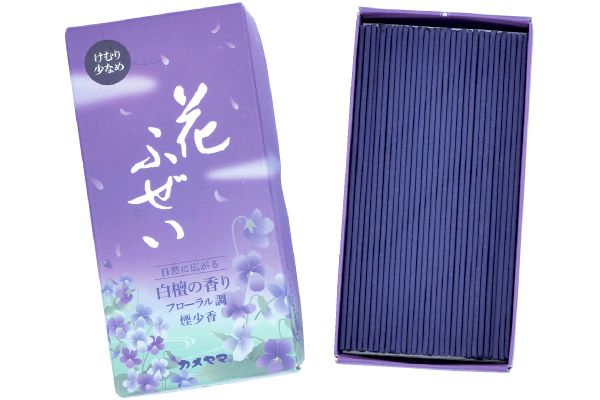 花ふぜい白檀の香り　煙少香