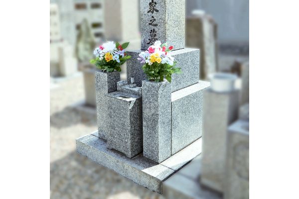 お花屋さんが考えたお供え花