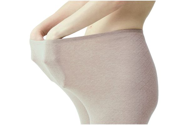 ぬくもりやわらか発熱パンツ（８分丈）