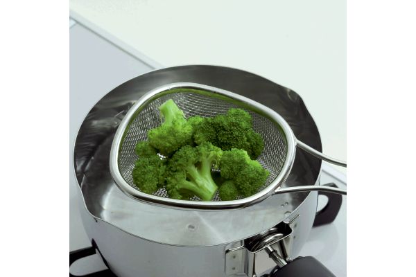 ［燕三条］すくいやすい水切りザル