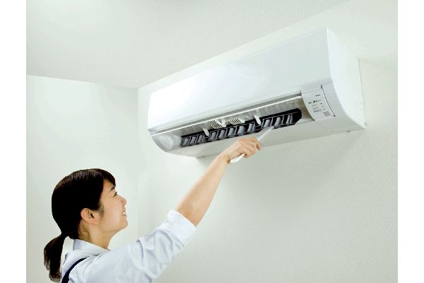 びっくりエアコンすきまの汚れ落とし