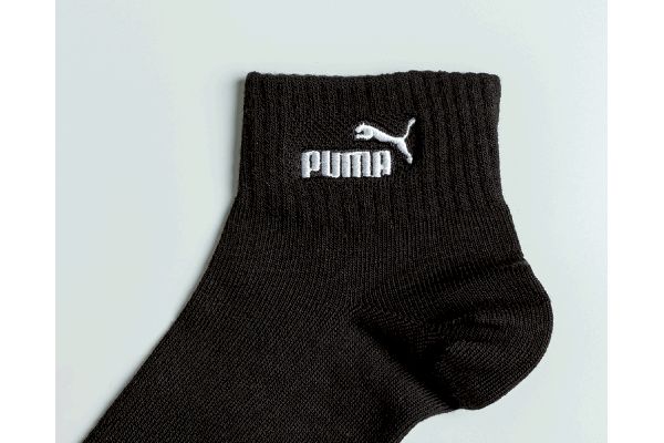 【ネット限定】[プーマ]３柄刺しゅうソックス　（３柄組）　26〜28cm