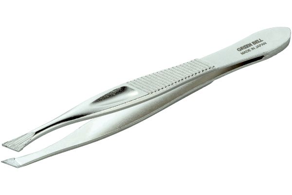 しっかりつかんで離さない毛抜き