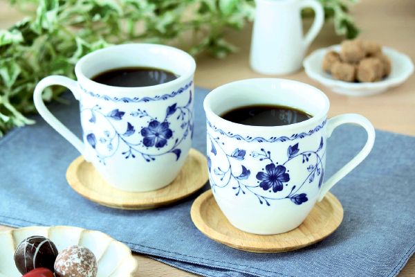 ロイヤルブルーマグカップ