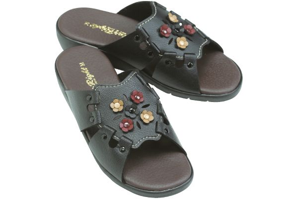 フラワーモチーフお出かけサンダル （No.409）Ｍ黒