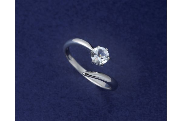 ホワイトトパーズフリーサイズリング