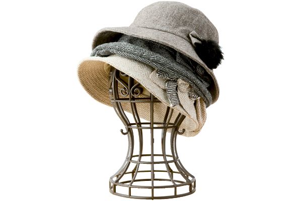 かんたん便利な帽子スタンド