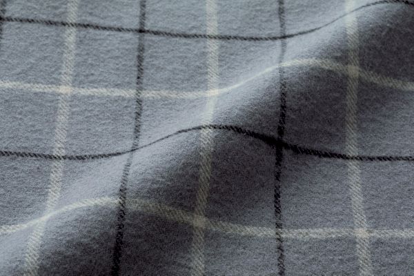 着心地やわらか綿100％フランネルシャツ