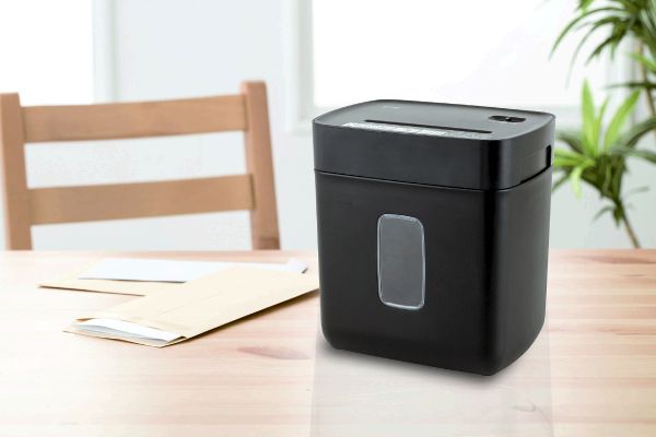 パーソナルシュレッダ　デスクトップ