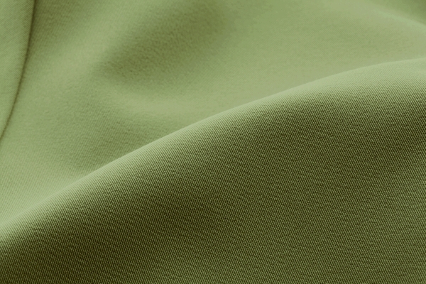 美らくテーパードパンツ