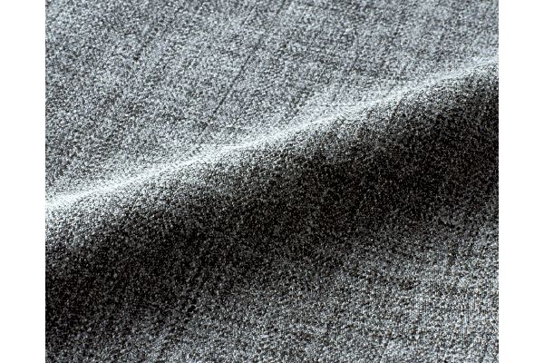 しわになりにくい裾ファスナーパンツ