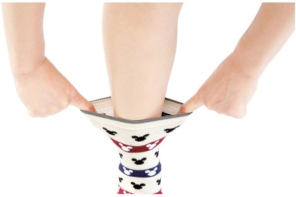 ミッキーマウス　口ゴムゆったり5本指ソックス