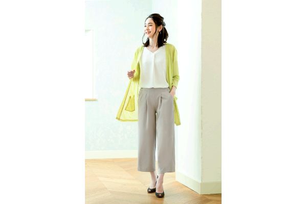 ワイドクロップドパンツ