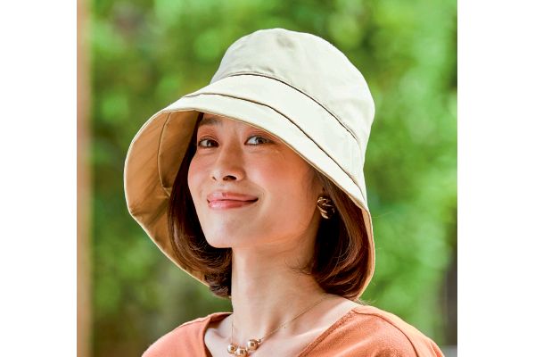 小顔魅せ目深にかぶれるＵＶ帽子