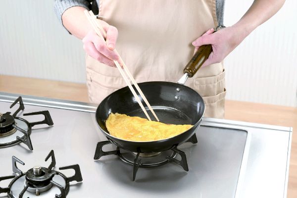 厚さが自慢！鉄のフライパン