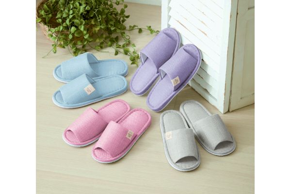 洗える足うらさらりスリッパ　クアトロ