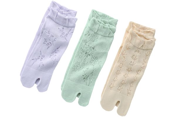 涼しさを感じる薄手タビソックス
