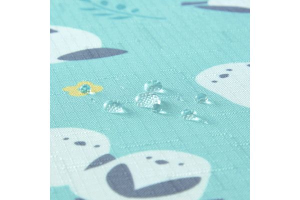 はっ水テーブルクロス　シマエナガ
