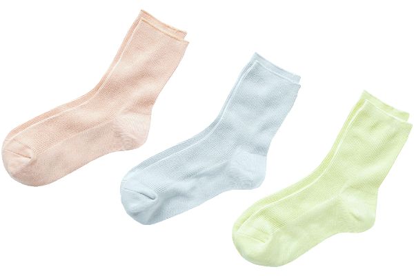 【ネット限定】麻混リブ編みフィットソックス　（３色組　22〜25cm）　ナチュラル　