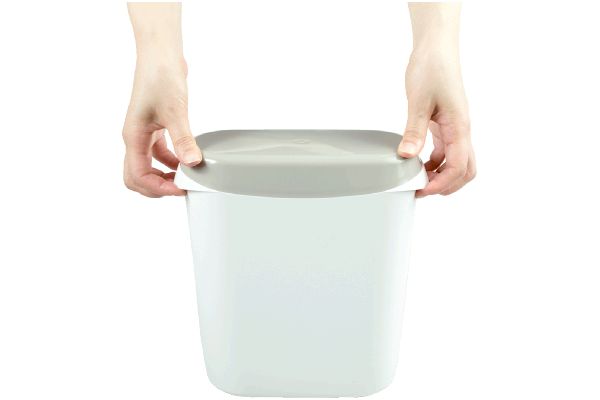 【ネット限定】お米袋そのまま保存ケース２ｋｇ　（ホワイト）