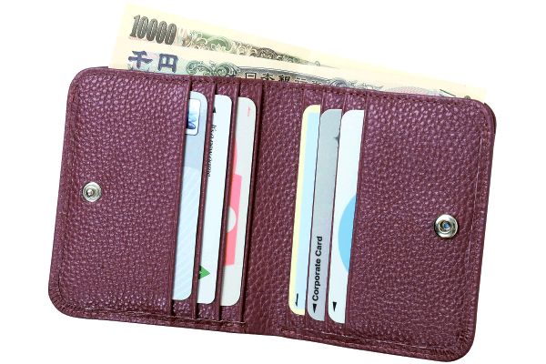 牛革コンパクト財布