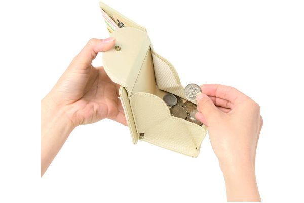 ガバっとひらく2つ折り財布