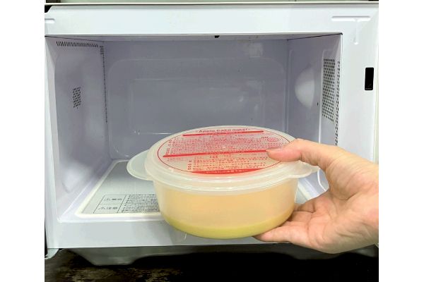 電子レンジで簡単　アップルケーキメーカー
