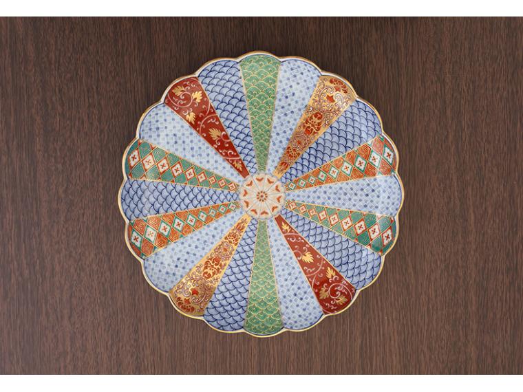 【ネット限定】林九郎窯　古伊万里様式シリーズ　菊割花地紋　大皿