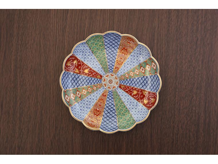 【ネット限定】林九郎窯　古伊万里様式シリーズ　菊割花地紋　メイン皿