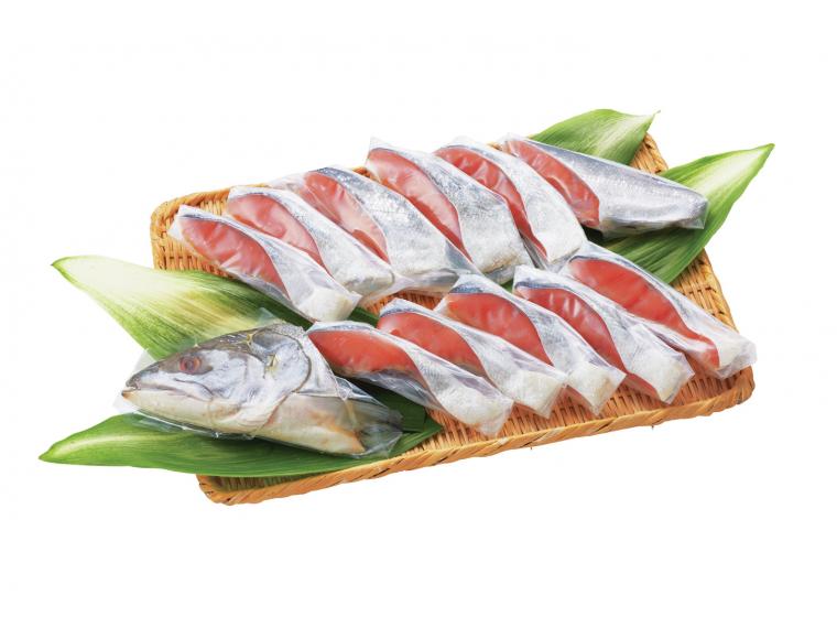 【ネット限定】北海道枝幸産低温熟成新巻鮭半身（切身個包装）