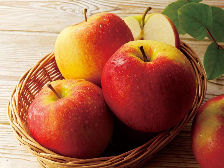 葉とらず無袋りんご（ふじ） 700g(2〜4玉）