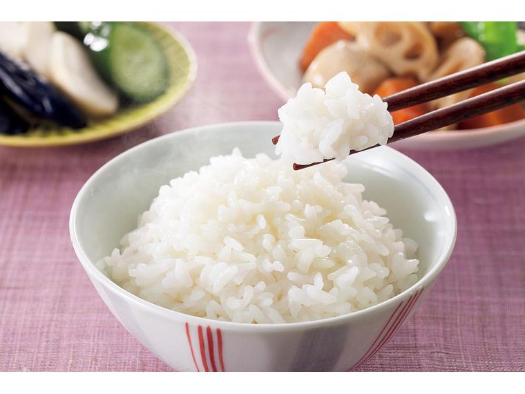 小盛りタイプ　やわらかご飯（富山県産こしひかり使用） （120g×2）×3P