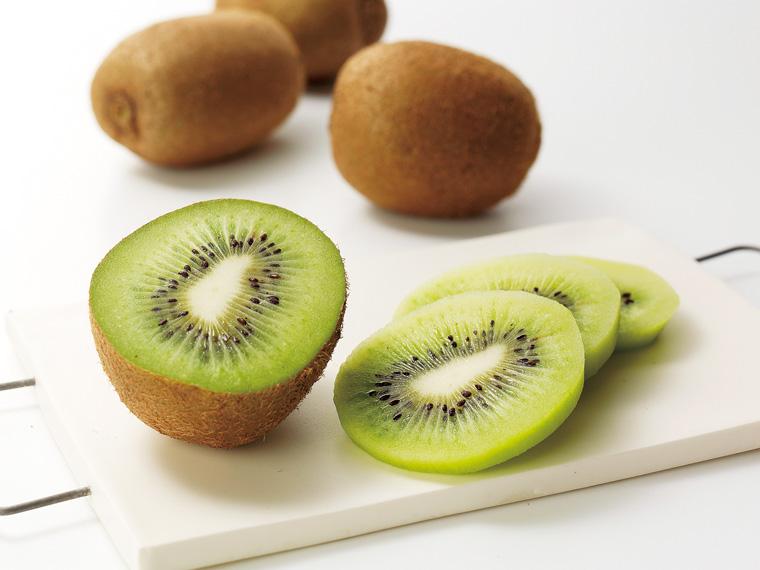 無無国産グリーンキウイフルーツ 280g（3〜4玉)