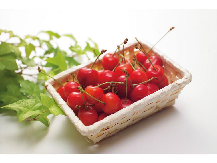 自宅直送　さくらんぼ（佐藤錦）バラ詰め ７００ｇ（３５０ｇ×２）（秀　Ｌ・２Ｌ）