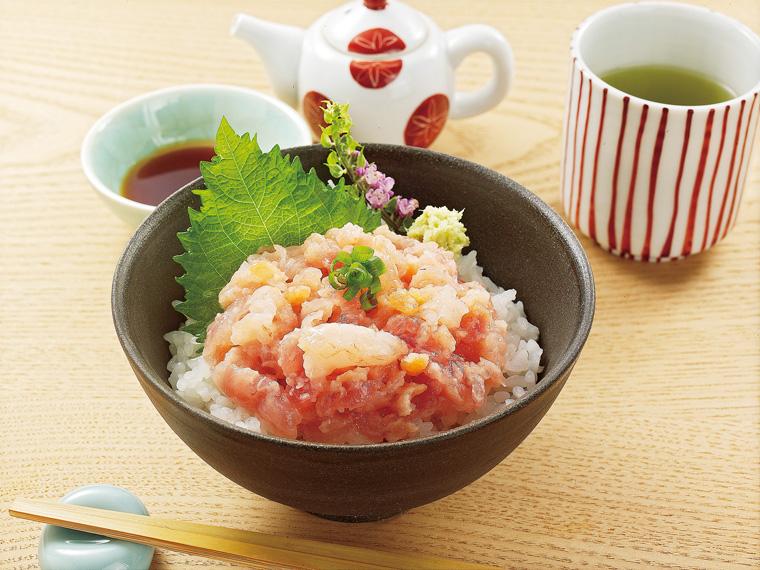 3種の海鮮丼（まぐろ・甘えび・秋鮭） 40g×3