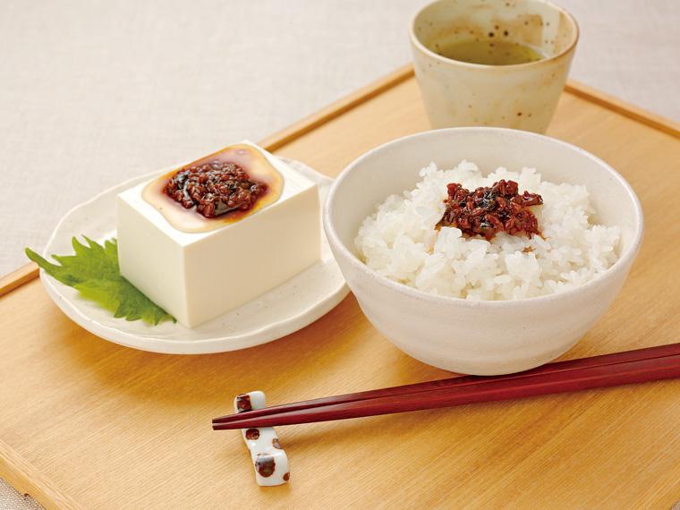 ごま油仕立てのおかず醤油糀（しそ入） 130g