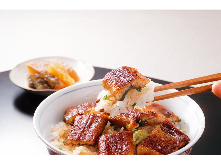 東都静岡産うなぎ蒲焼 うなぎ80g×2・たれ15ml×2